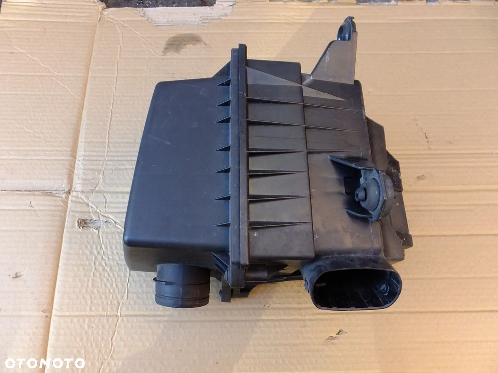 obudowa filtra powietrza seat ibiza IV 1,2 12v 6Y0129607D