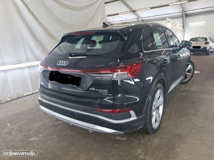 Audi Q4 e-tron 45 quattro 82 kWH - 2