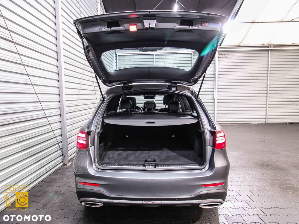 Mercedes-Benz GLC 250 4Matic 9G-TRONIC AMG Line - 14