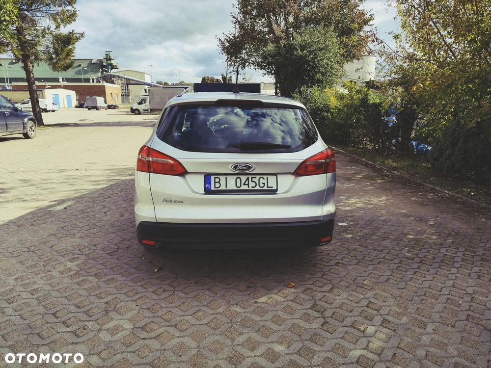 Ford Focus 1.5 TDCi SYNC Edition - 4