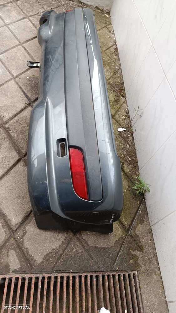 Para choques trás Peugeot 206 + 2011 - 2