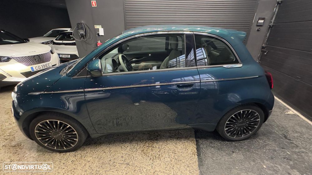 Fiat 500e 3 + 1 La Prima - 10