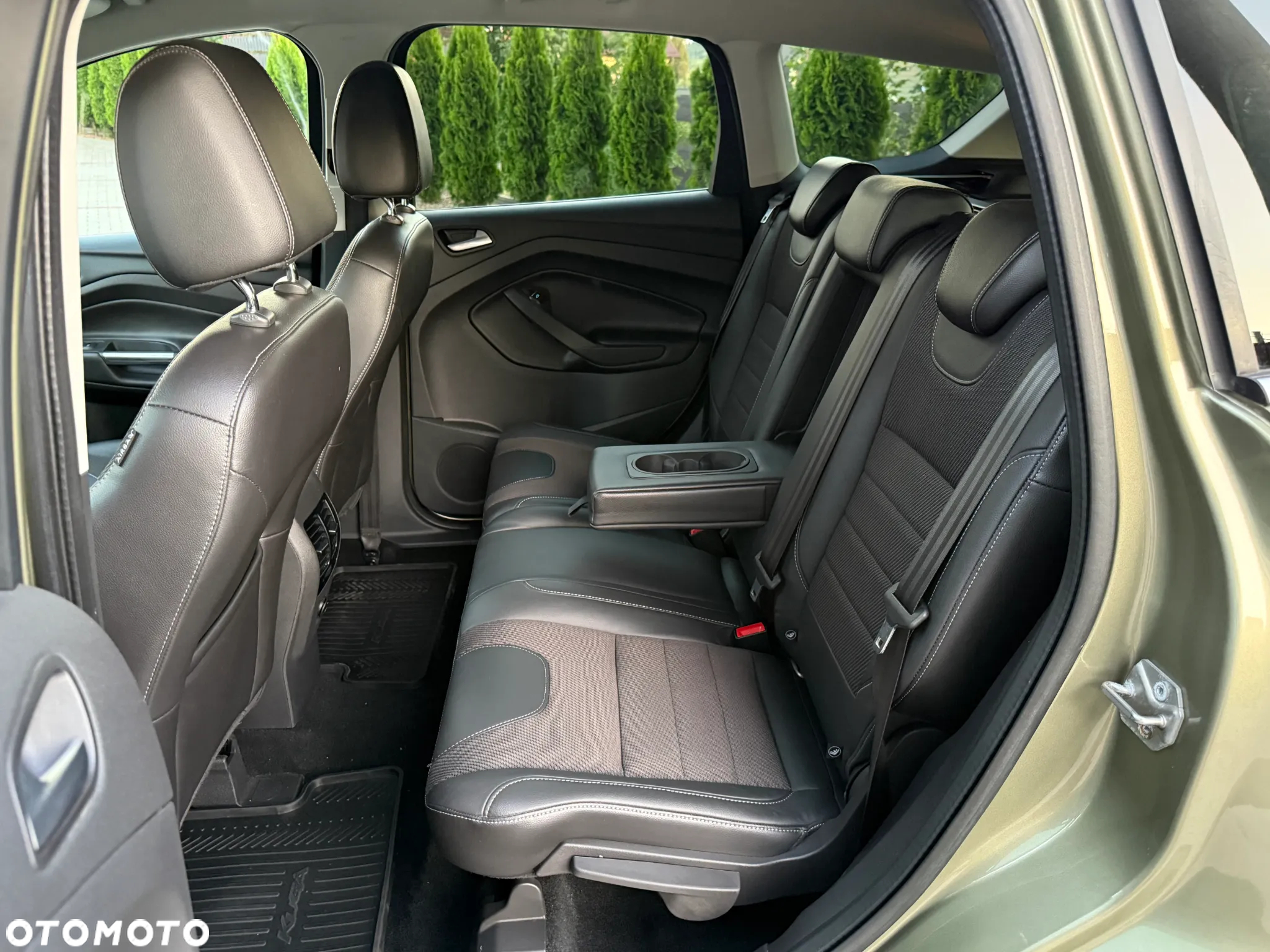 Ford Kuga 2.0 TDCi 4WD Titanium - 26
