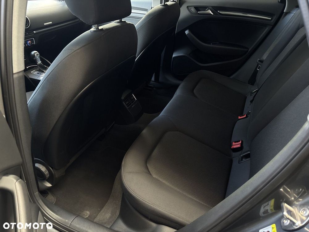 Audi A3 Limousine 35 TFSI mHEV S Line S tronic - 27