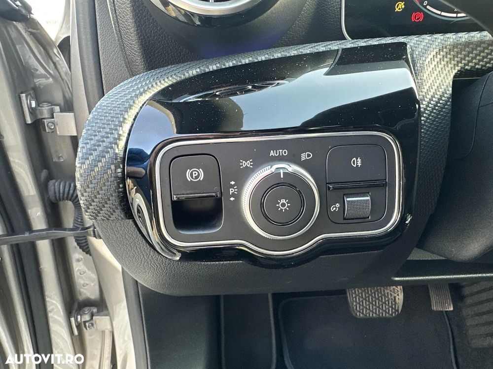 Mercedes-Benz A 200 7G-DCT - 16