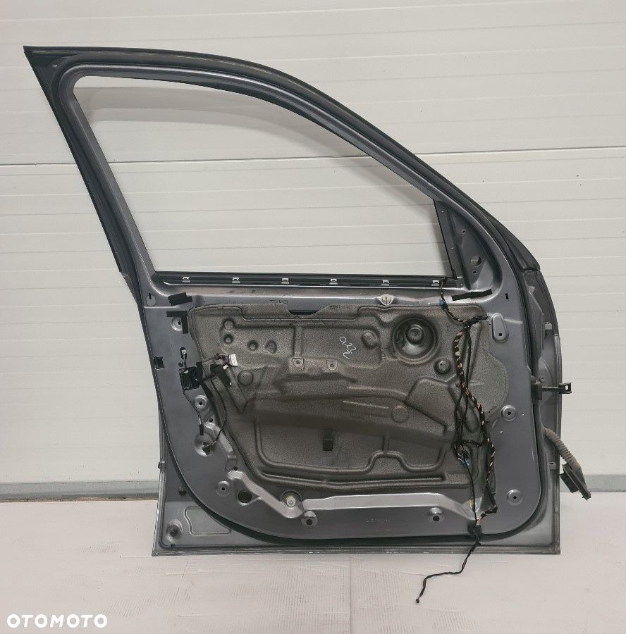 BMW X5 E70 DRZWI LEWY PRZÓD A52 - 2
