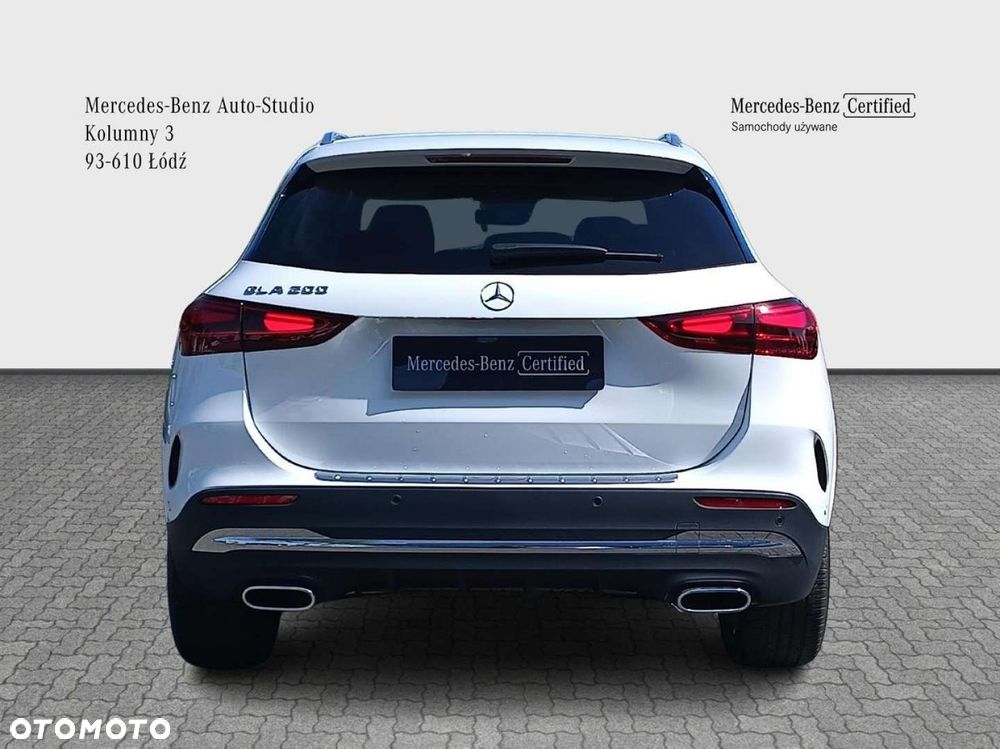 Mercedes-Benz GLA - 6