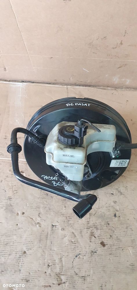 Serwo wspomaganie hamulca VW Passat B6 3C1614105L - 2
