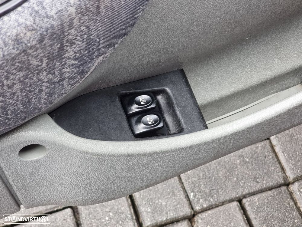 Renault Kangoo 1.5 dCi 65 Confort - 8