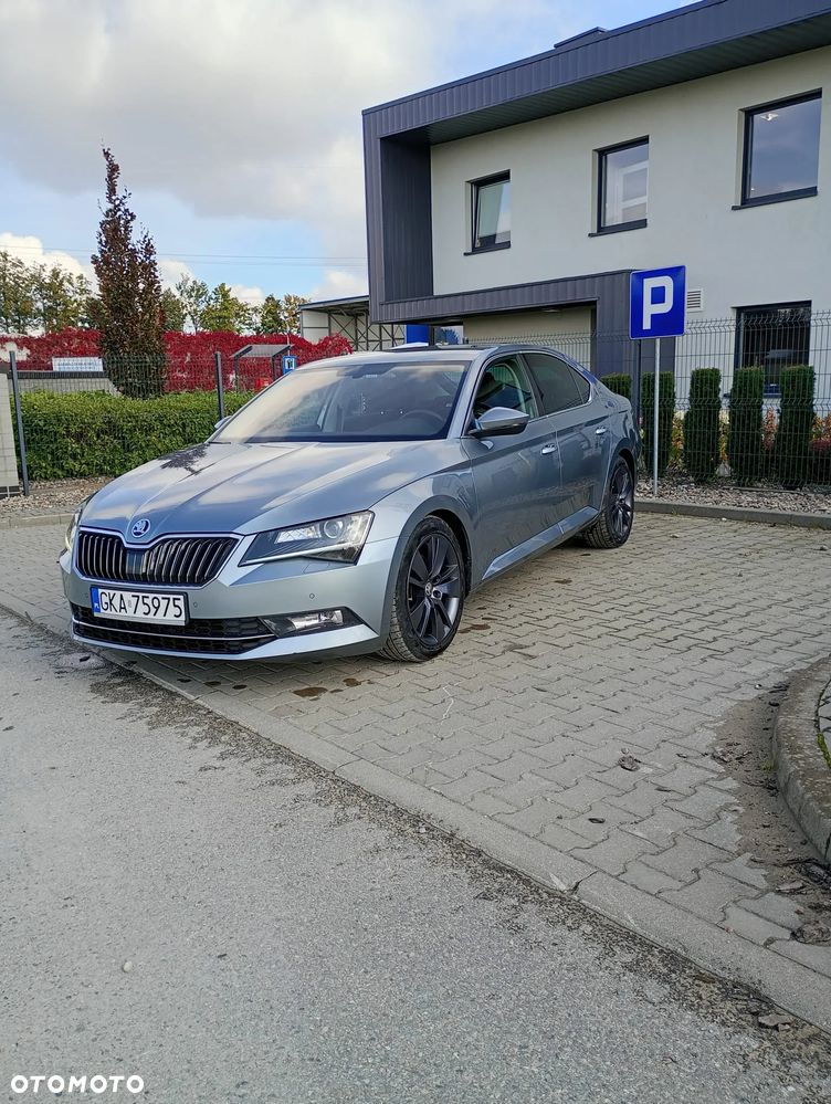 Skoda Superb 2.0 TDI 4x4 Ambition DSG - 2