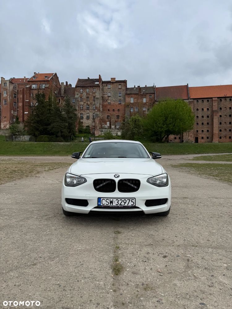 BMW Seria 1 114i - 2