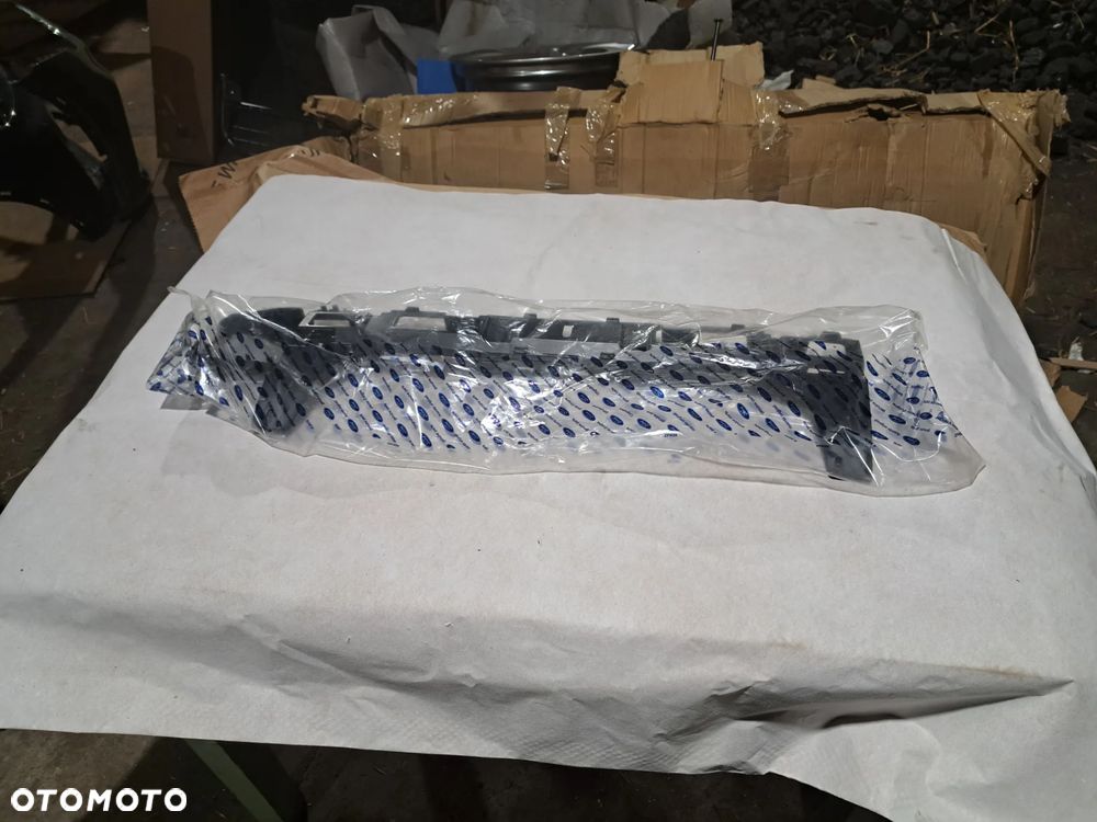 ślizg mocowanie zderzaka tylnego tył Ford Focus MK-4 IV 2414888 JX7B-17H760-SD Deflektor Deflector zderzaka Ford Focus IV MK-4 - 4