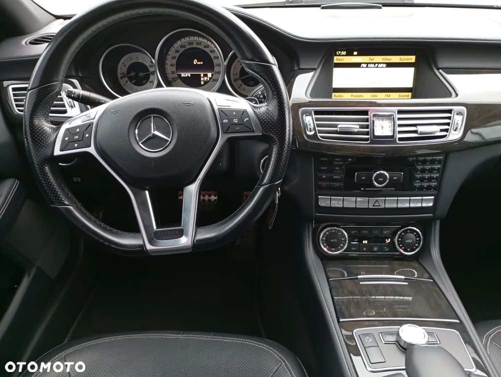Mercedes-Benz CLS - 9