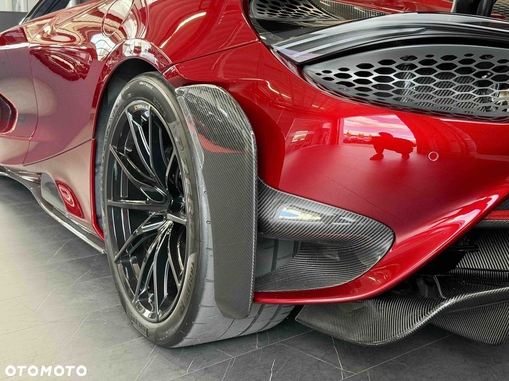 McLaren 765LT Spider - 29