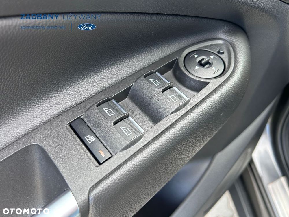 Ford Kuga 1.5 EcoBoost 2x4 ST-Line - 17