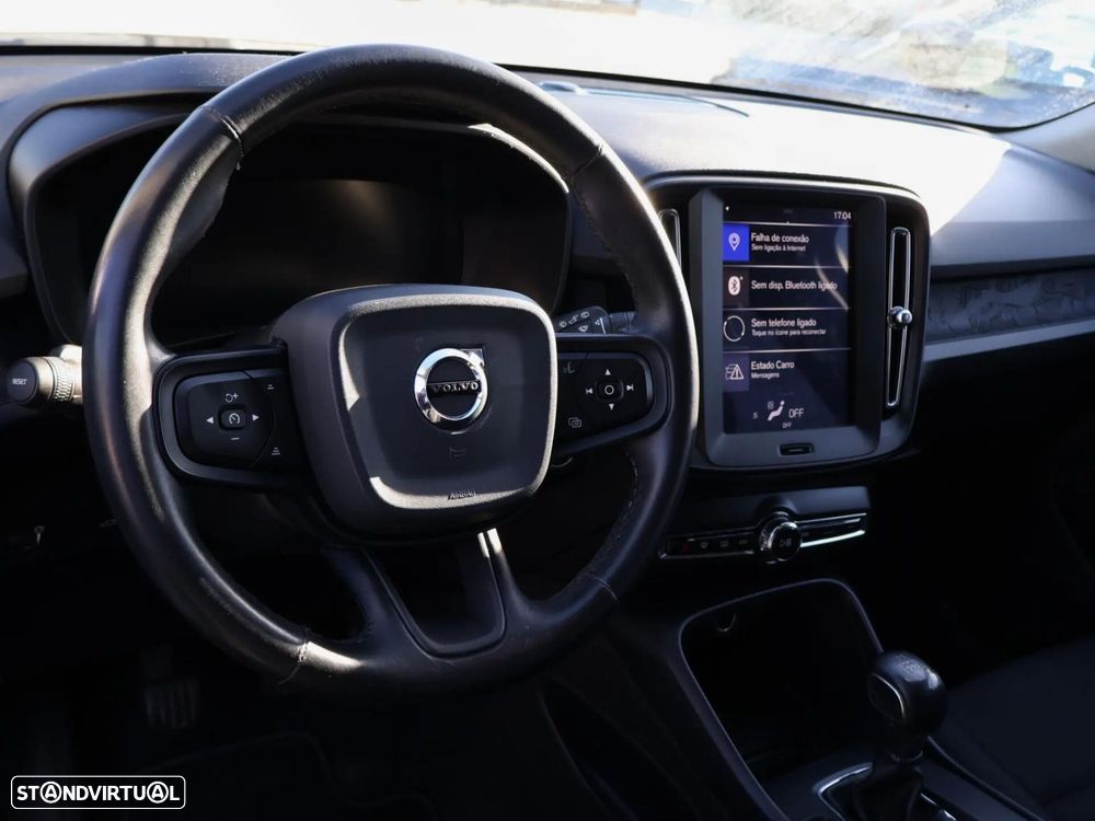 Volvo XC 40 2.0 D3 - 10