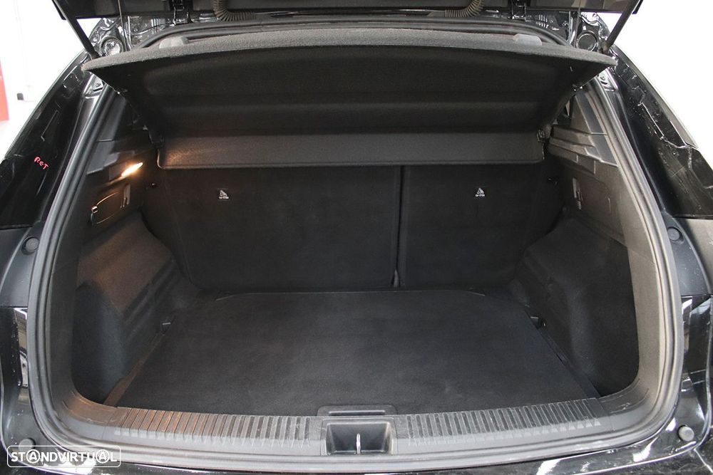 Renault Austral 1.2 E-Tech Techno Espirit - 26