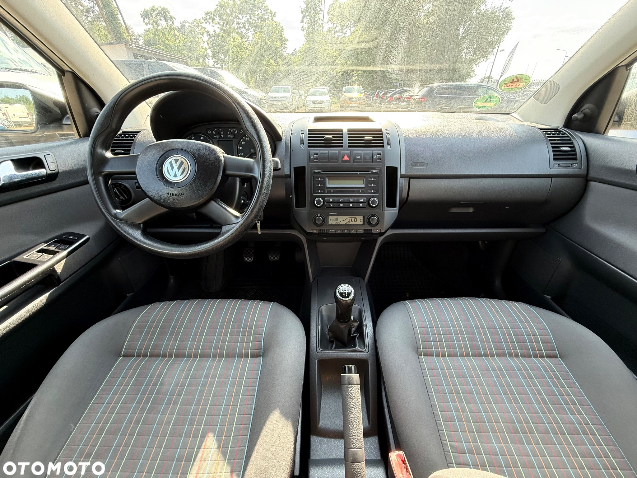 Volkswagen Polo - 8