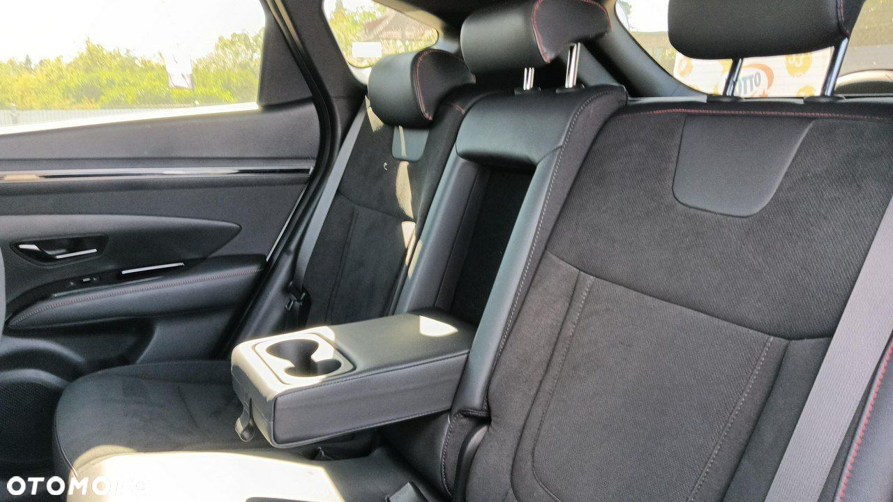 Hyundai Tucson - 16