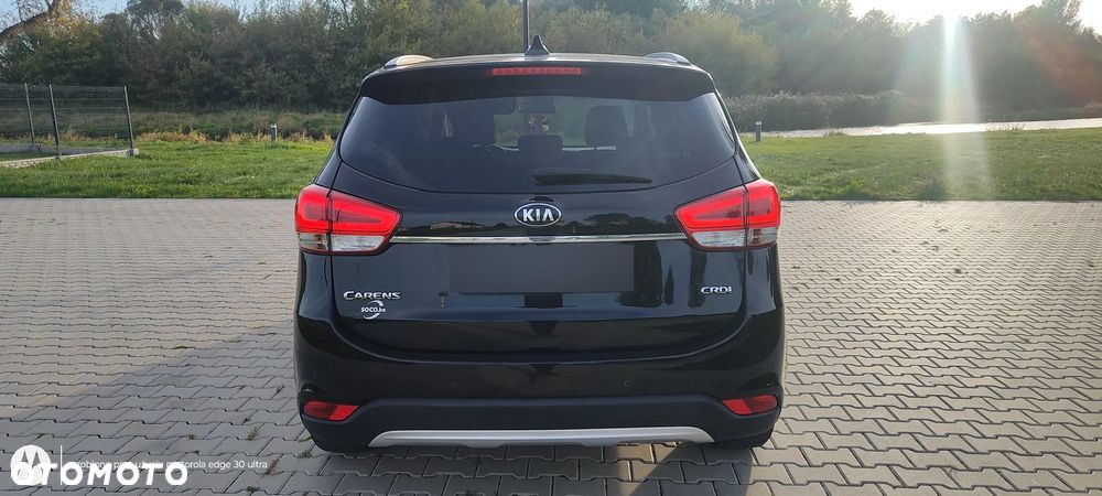 Kia Carens 1.7 CRDi M 7os - 12
