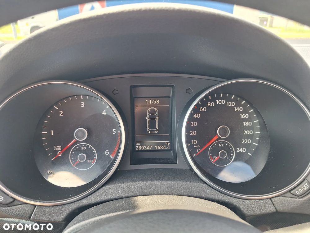Volkswagen Golf 1.6 TDI DPF Comfortline - 8