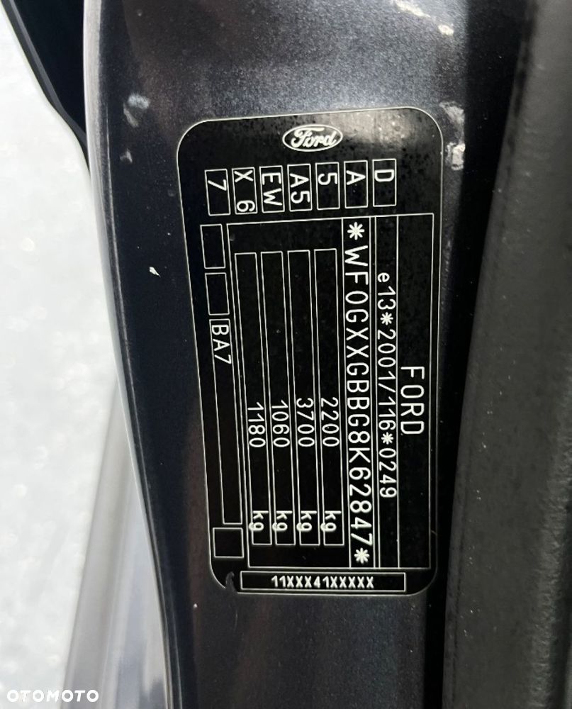 Ford Mondeo - 33