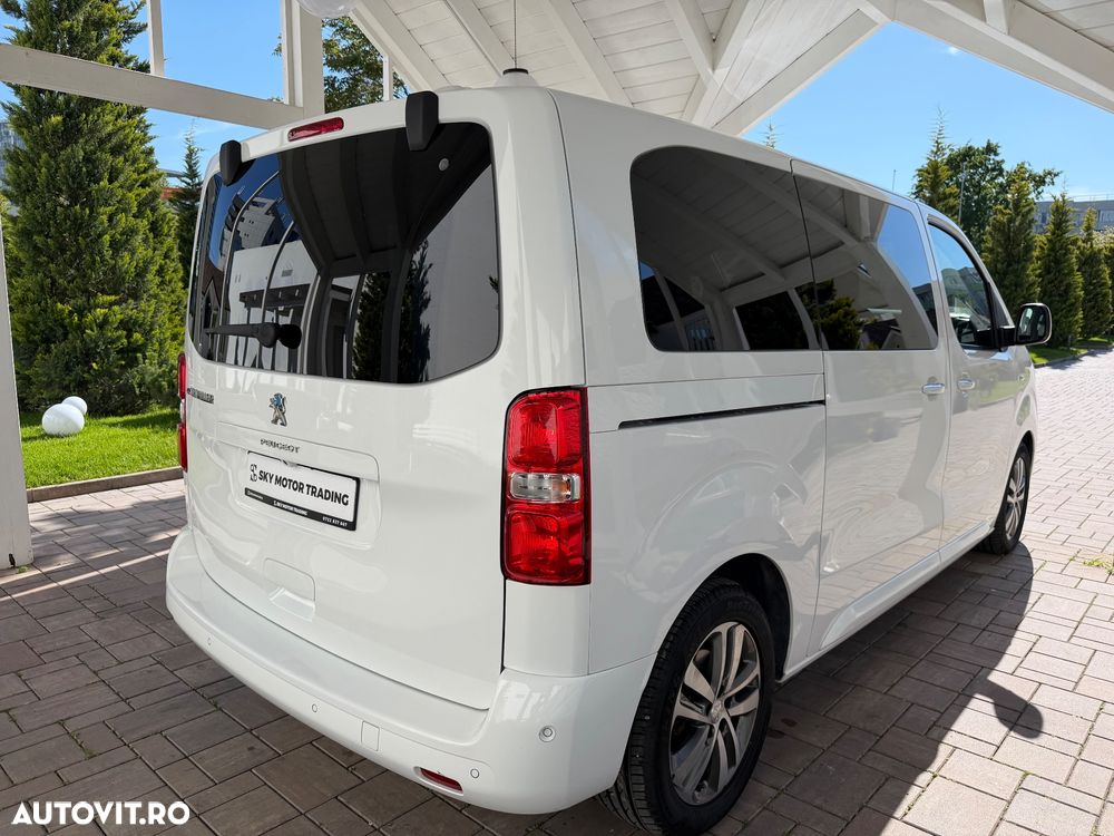 Peugeot Traveller e-Traveller L2 100kW - Baterie 75kWH Business VIP - 12