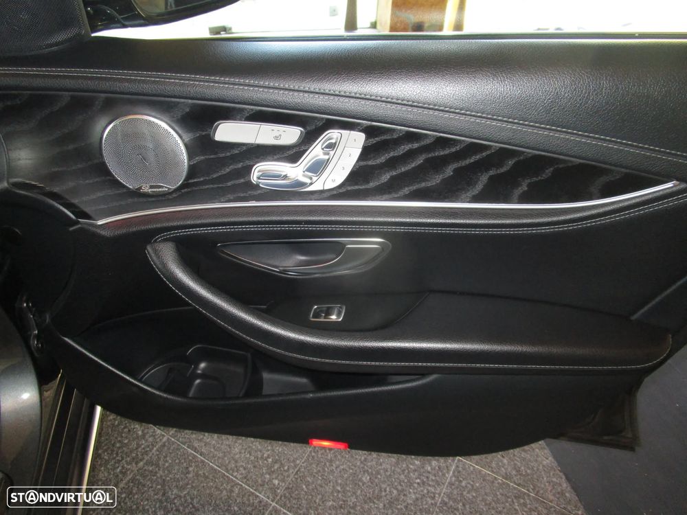 Mercedes-Benz E 220 d 4Matic All-Terrain 9G-TRONIC Exclusive - 25