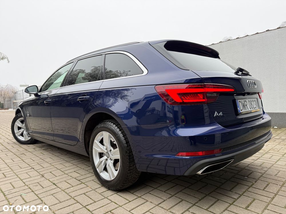 Audi A4 Avant 30 TDI S tronic sport - 3
