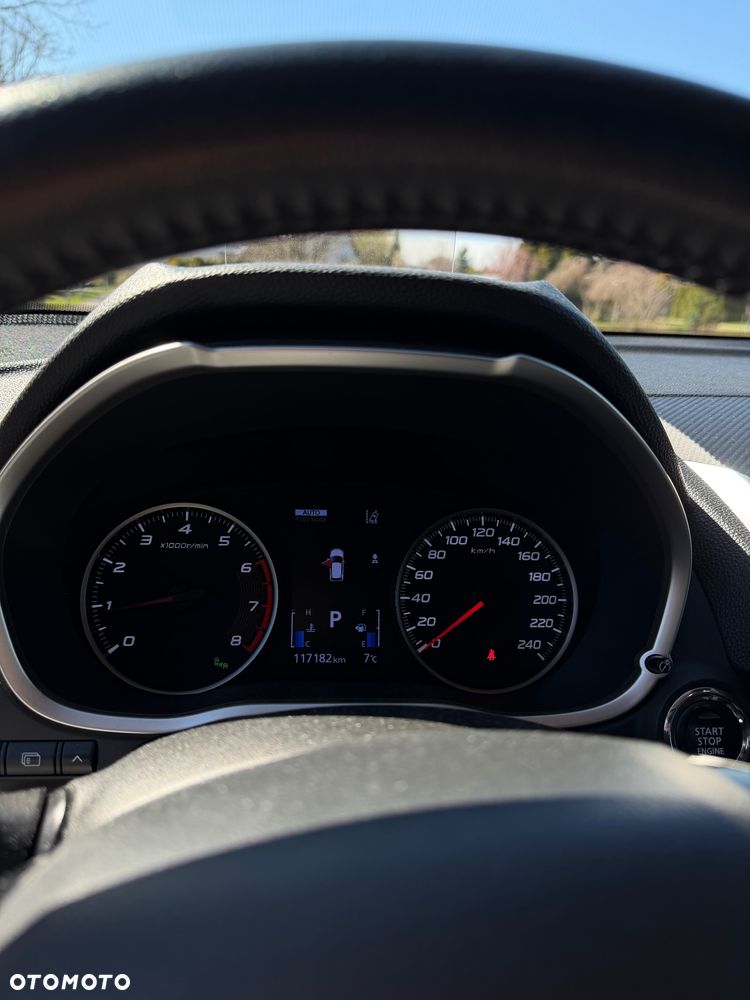 Mitsubishi Eclipse Cross - 12