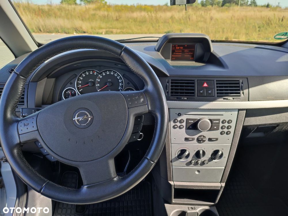 Opel Meriva 1.6 16V Cosmo - 7