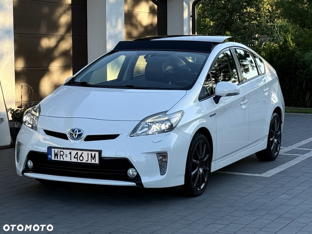 Toyota Prius (Hybrid) Executive - 1