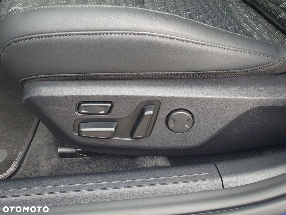 Kia EV4 81.4kWh GT-Line - 19