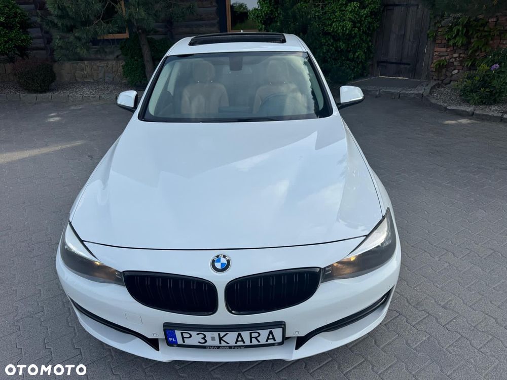 BMW 3GT 328i xDrive - 26