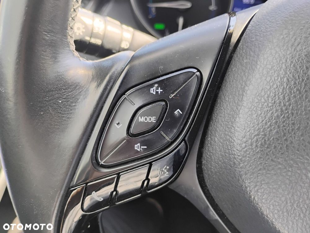 Toyota C-HR 1.8 Hybrid Dynamic - 18