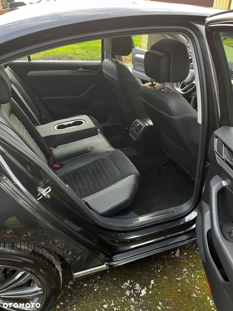 Volkswagen Passat 2.0 TDI EVO Elegance DSG - 13