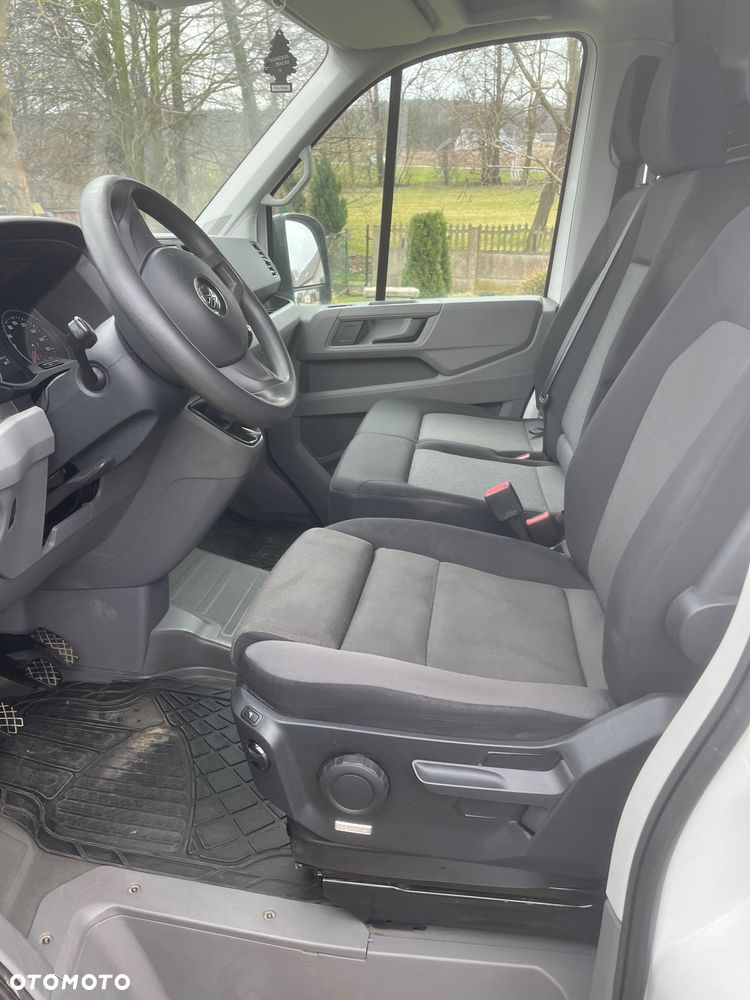 Volkswagen CRAFTER - 9