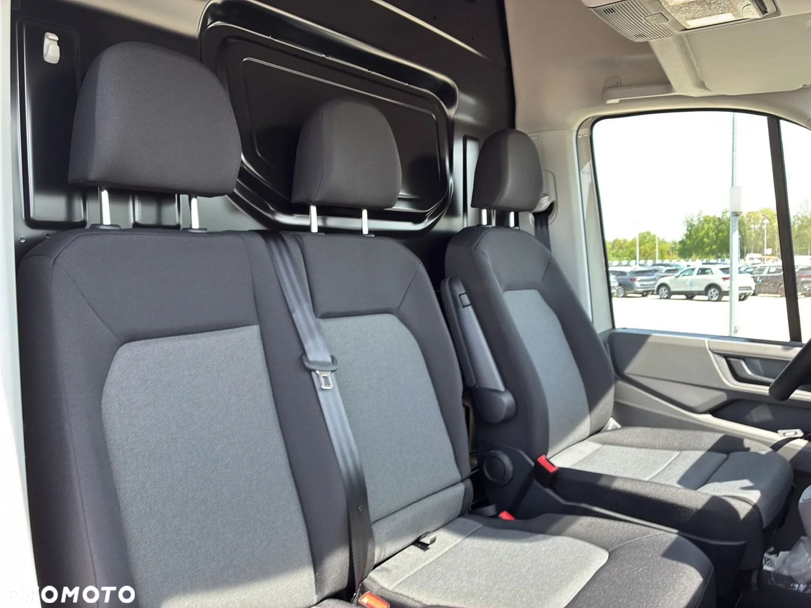 Volkswagen Crafter 35 Furgon AUTOMAT/L4H3, 2.0BiTDI 177KM, 4490mm, Wysoki dach, r.o. 4490 - 18