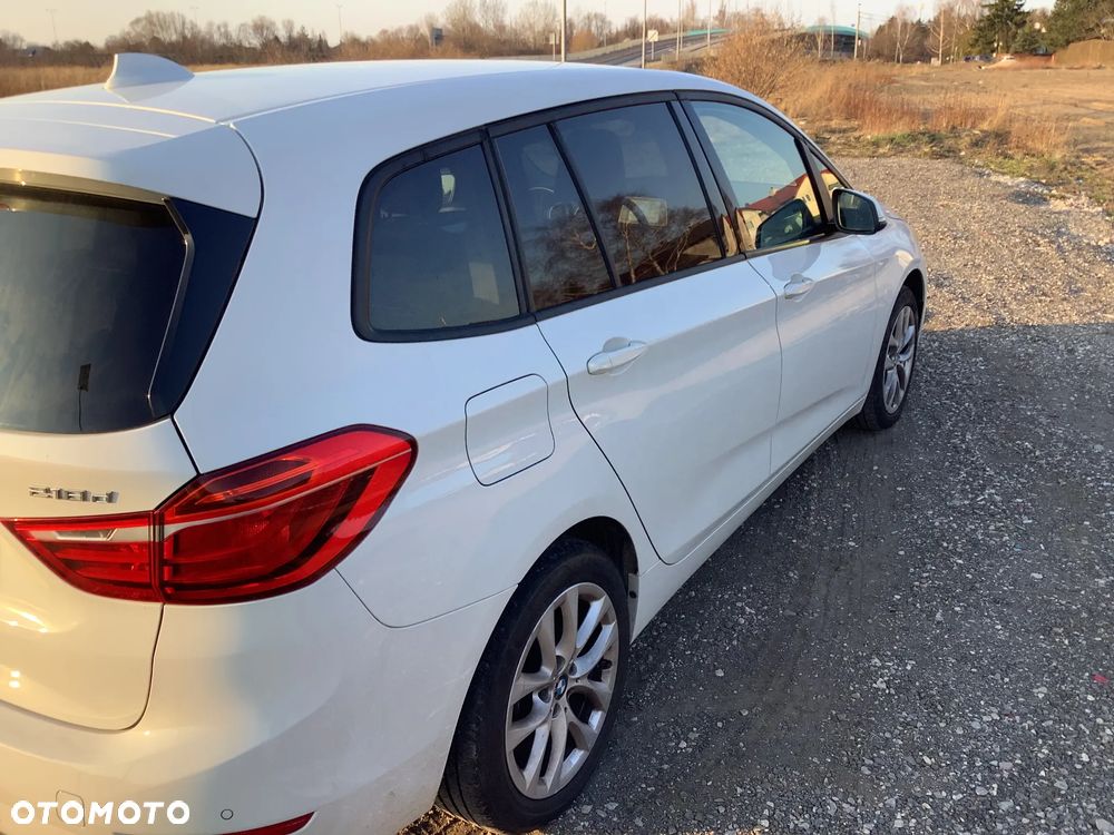 BMW Seria 2 218d xDrive - 3