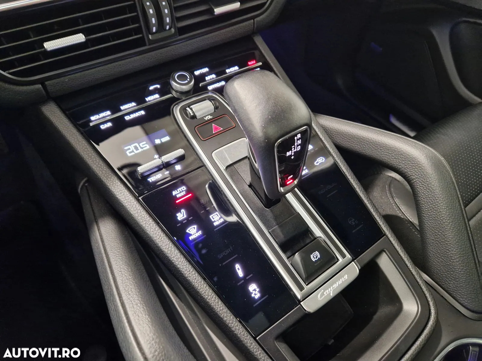 Porsche Cayenne Coupe - 7