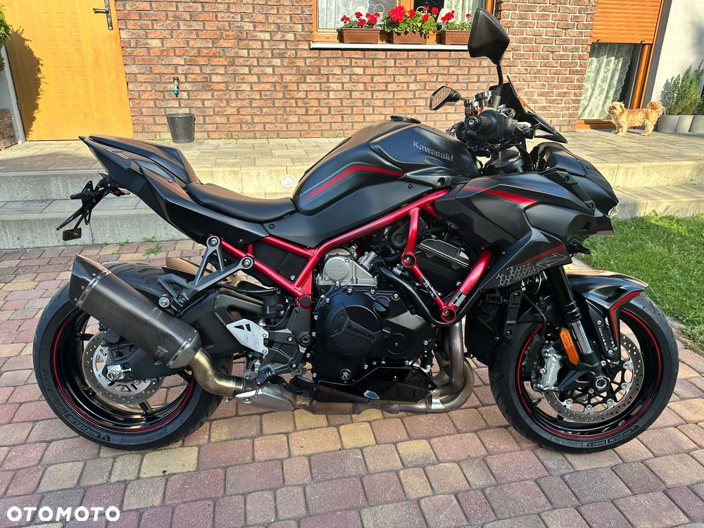 Kawasaki H2 - 1