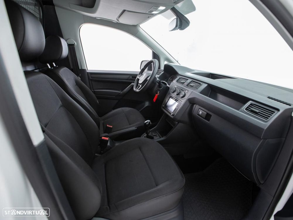 VW Caddy 2.0 TDI DSG C/IVA - 10