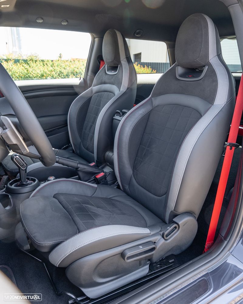 MINI 3 Portas John Cooper Works GP - 18