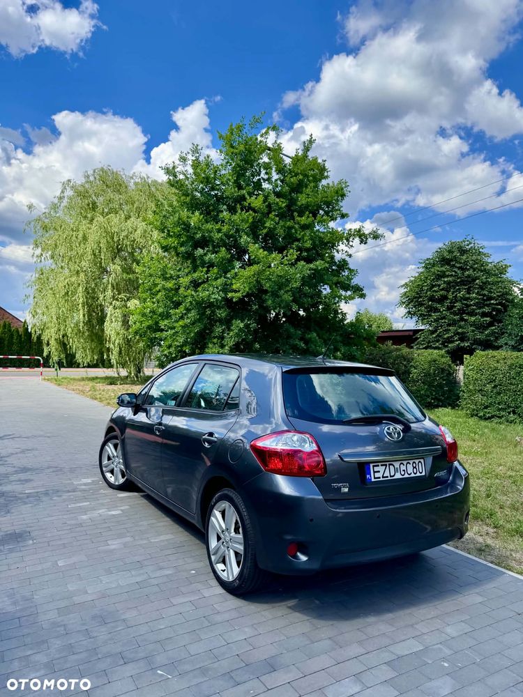 Toyota Auris - 4