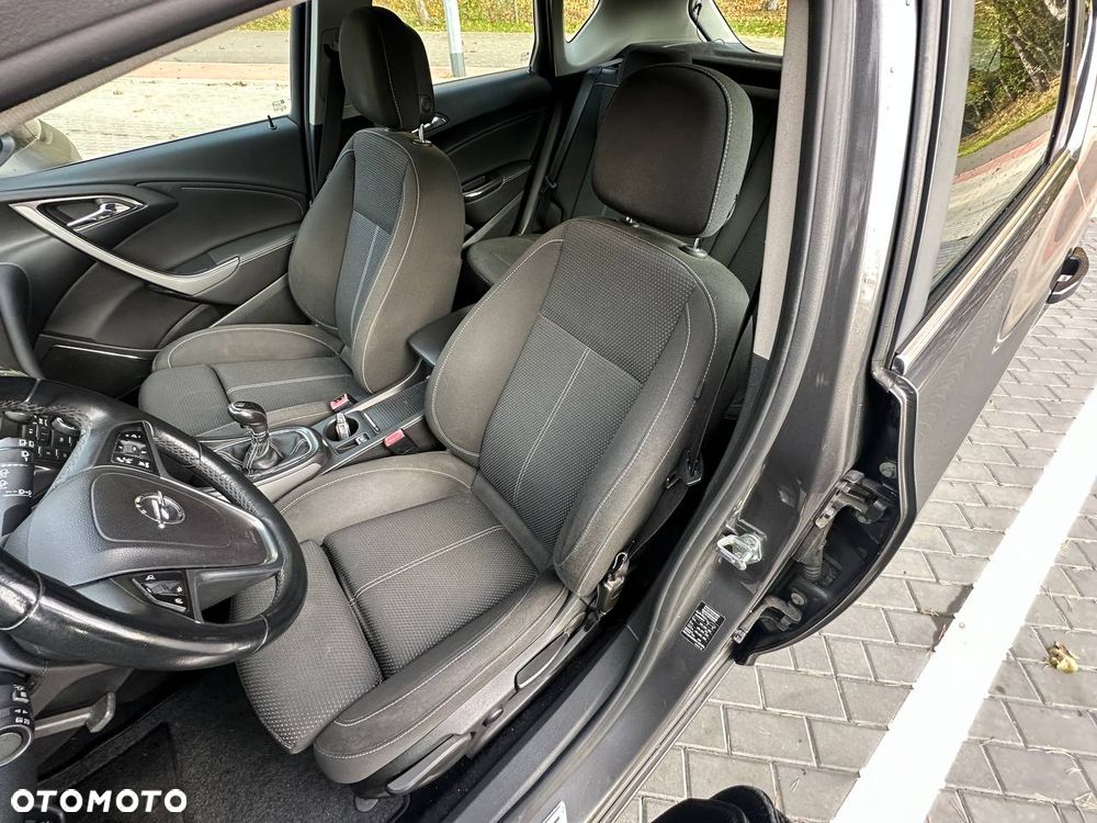 Opel Astra 1.4 Turbo Cosmo - 13