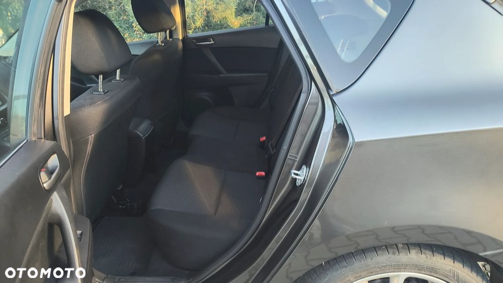 Mazda 3 1.6 Navi + - 13