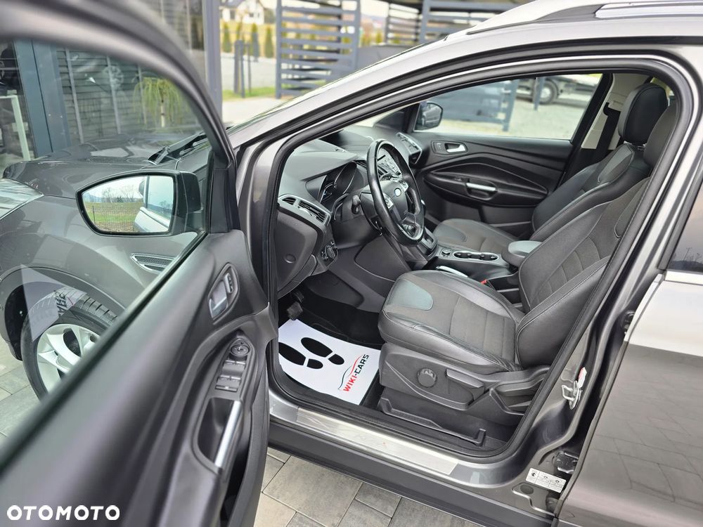 Ford Kuga 2.0 TDCi 4x4 Titanium - 22