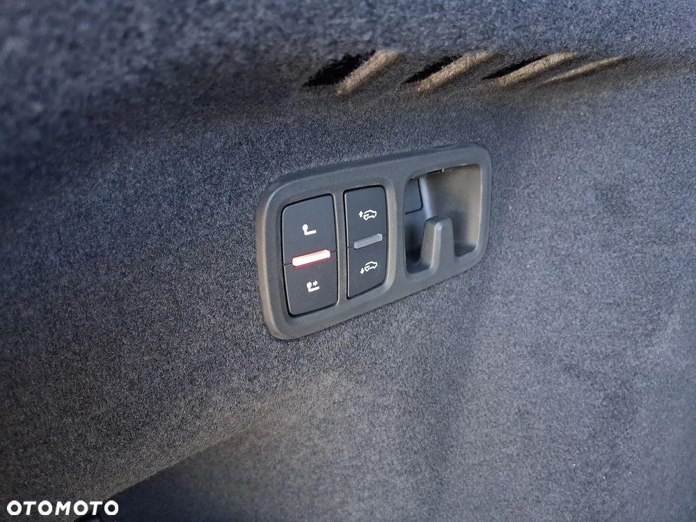 Audi Q8 55 TFSI mHEV Quattro Tiptronic - 34