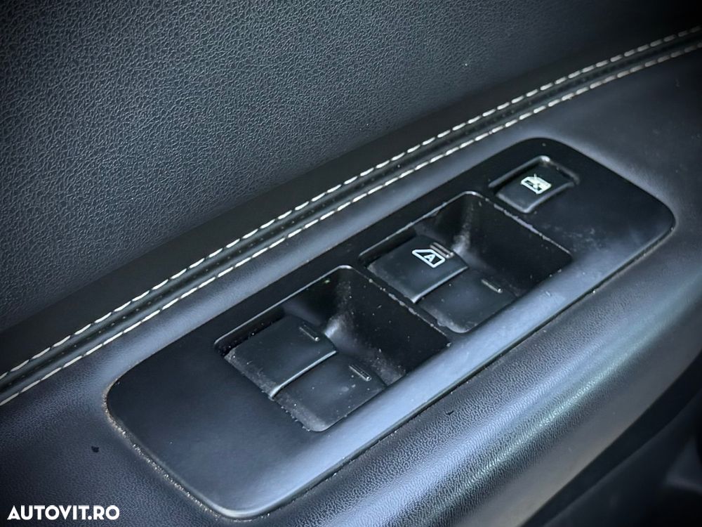 Nissan Qashqai - 11