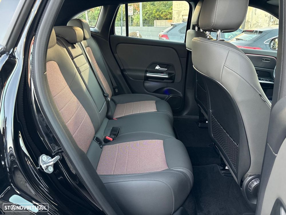 Mercedes-Benz EQA 250+ Electric Art - 26